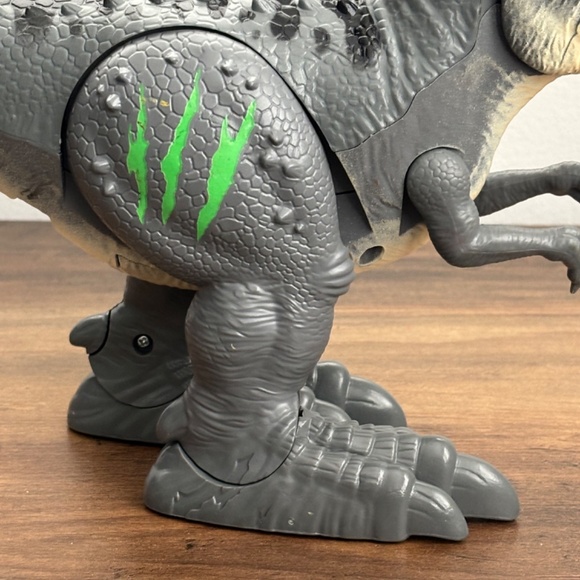 ZURU Gray Robo Alive T-REX Dinosaur Robotic Pet Sounds Walking & Opens Mouth - Picture 4 of 10